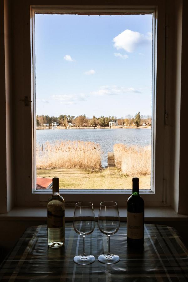 Ferienwohnung An Der Berliner Seenkette Schwerin  Esterno foto