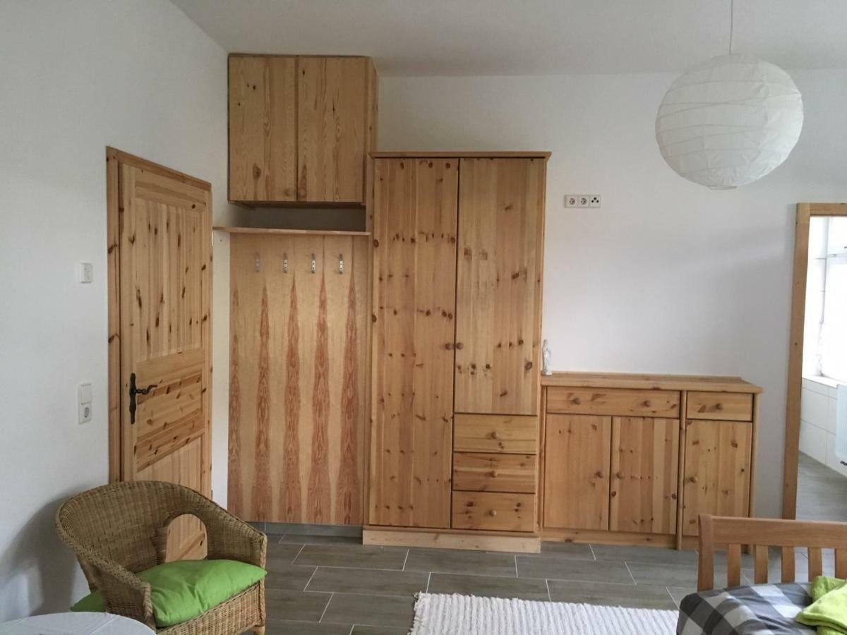 Ferienwohnung An Der Berliner Seenkette Schwerin  Esterno foto
